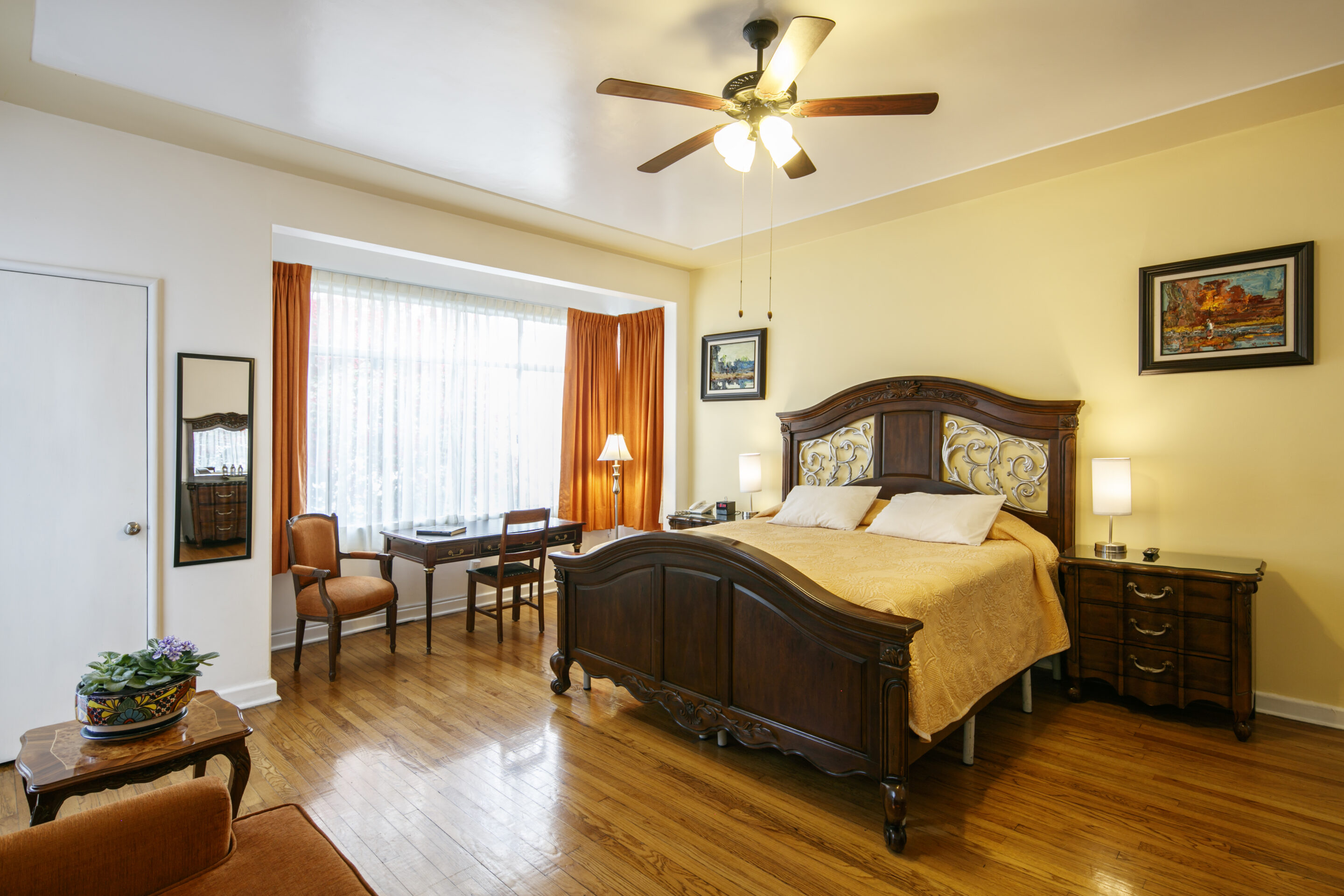 Habitación Familiar, cama King size o matrimonial y una cama individual extra.